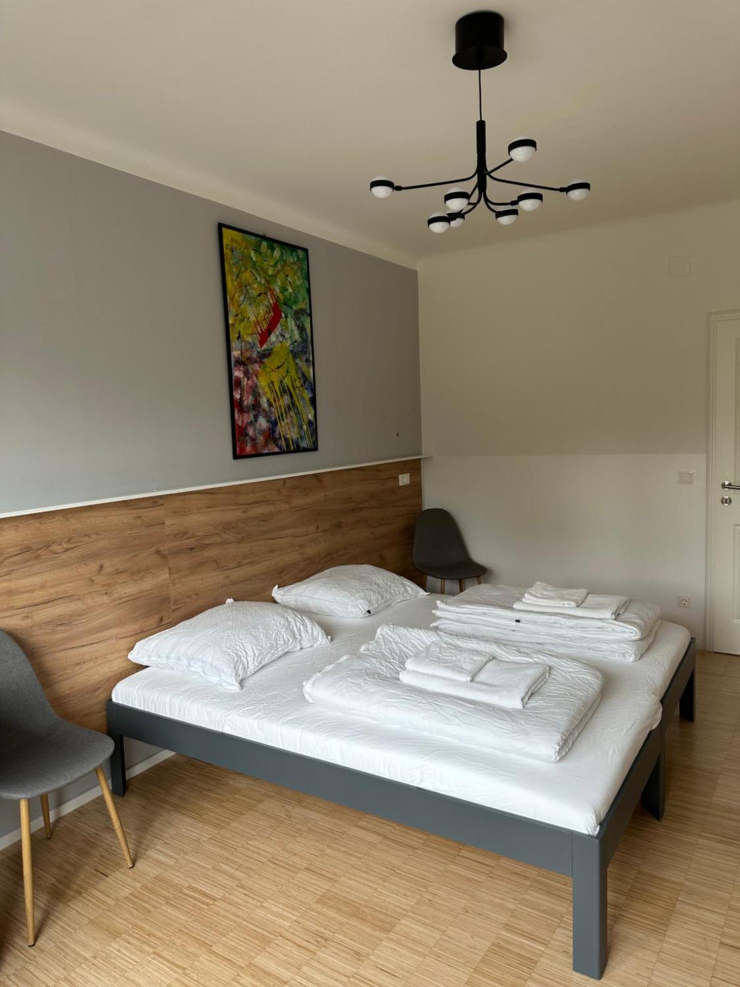 Lion'S Rooms N Apartments Виена Екстериор снимка